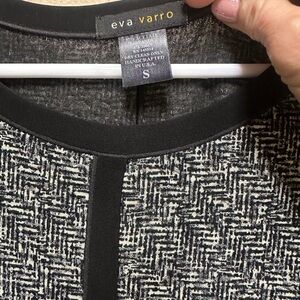 Eva Varro Monochrome Textured Knit Top